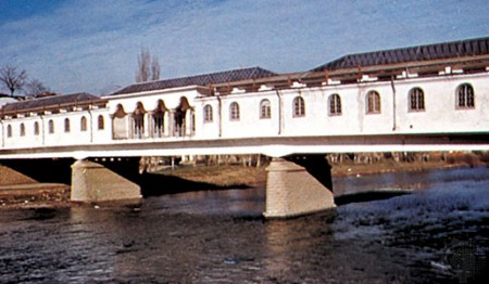 Ρόυσε πληθυσμός 151.951